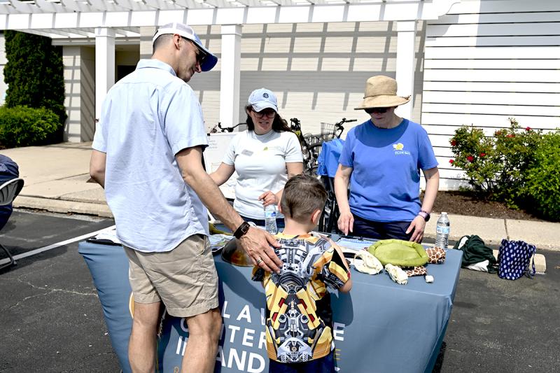 Jackie Knoll and Jodie Wagner with the Delaware Center for the Inland Bays talk with Frank and Charlie Amelia.