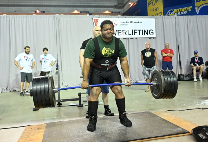 David Hill of the Newark Dragons lifts 610 pounds to garner the gold in the event. He also had a 430-pound bench press.