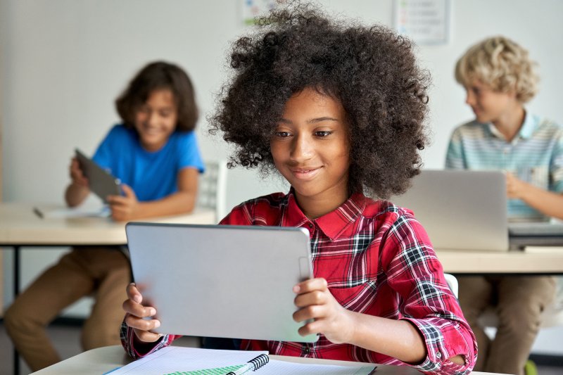 To address learning gaps caused by COVID and to make reading more accessible, the Delaware Department of Education has since 2021 used federal pandemic relief funds to establish the Delaware Accelerate Learning Collection, a shared statewide digital book collection available to all K-12 public schools across Delaware through a digital reading app called Sora by OverDrive. SOURCE: ADOBE STOCK/INSTA_PHOTOS