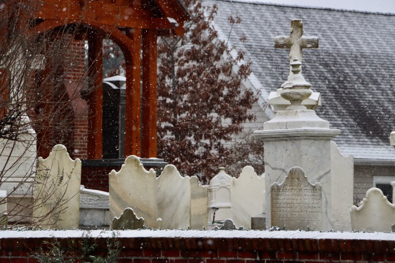 Snow covers the historic St. Peter’s cemetery. BILL SHULL PHOTO