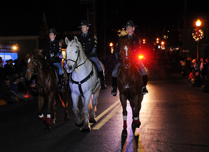 Milton Christmas parade brings smiles, Santa Cape Gazette