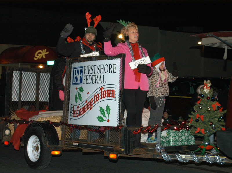 Millsboro De Christmas Parade 2022 Santa Comes To Town In Millsboro Christmas Parade | Cape Gazette