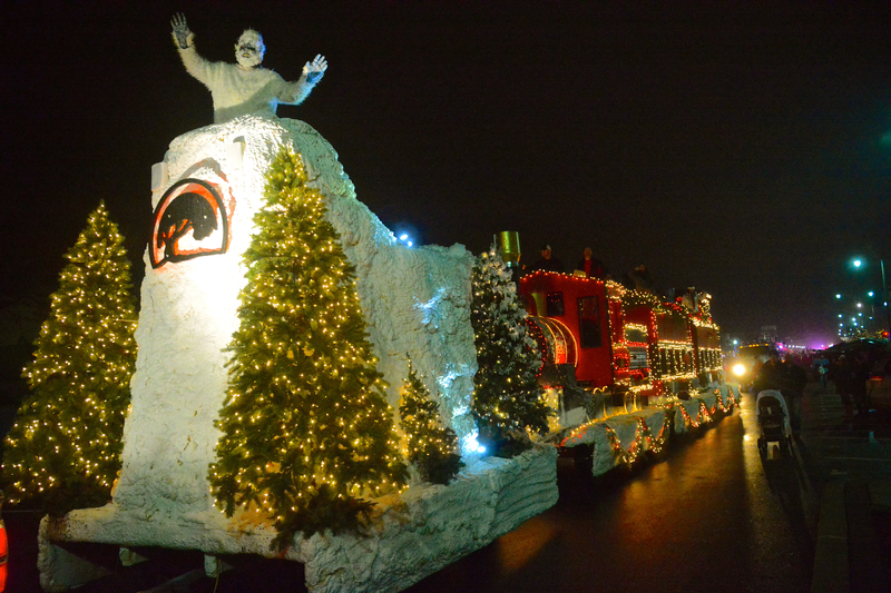 Rehoboth Hometown Christmas Parade steps off Dec. 1 Cape Gazette