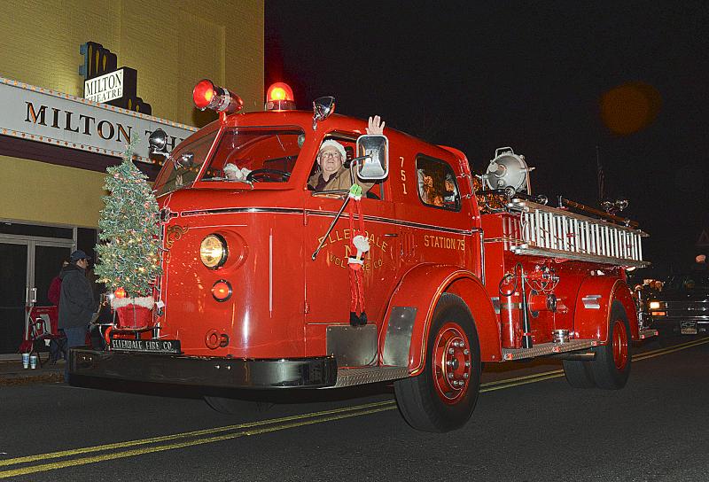 Milton Christmas Parade 2022 Milton Christmas Parade To Spread Cheer Dec. 4 | Cape Gazette