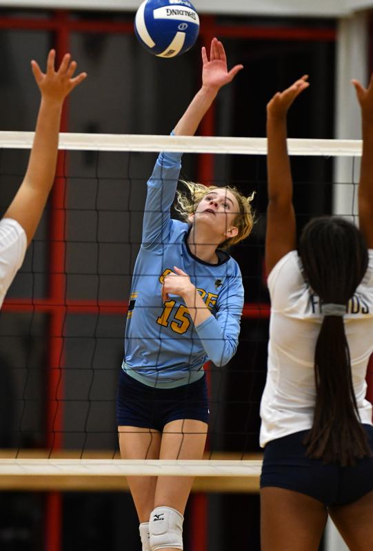 Cape volleyball goes down fighting | Cape Gazette