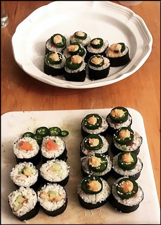 What's your go-to sushi roll? #sushi #hack #foodhacks #foodhack #sush