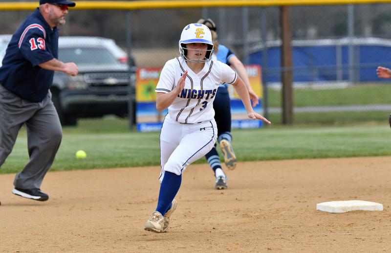 Cape softball falls to Central | Cape Gazette