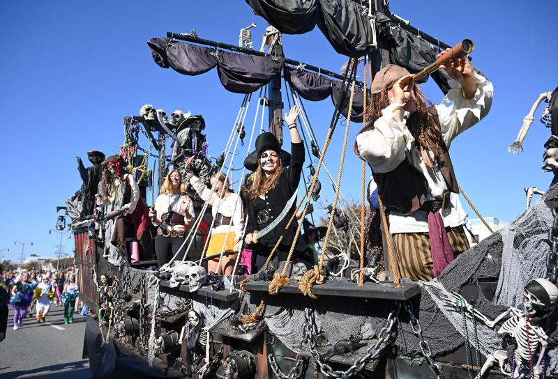 Sea Witch parade steps off in Rehoboth Cape Gazette