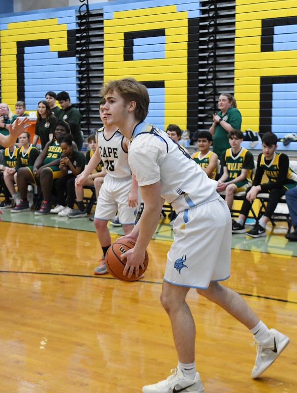 Cape forward Logan Felker looks to pass inside.