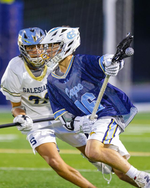 Cape’s Ryan Morgan power cradles to the Sallies goal.