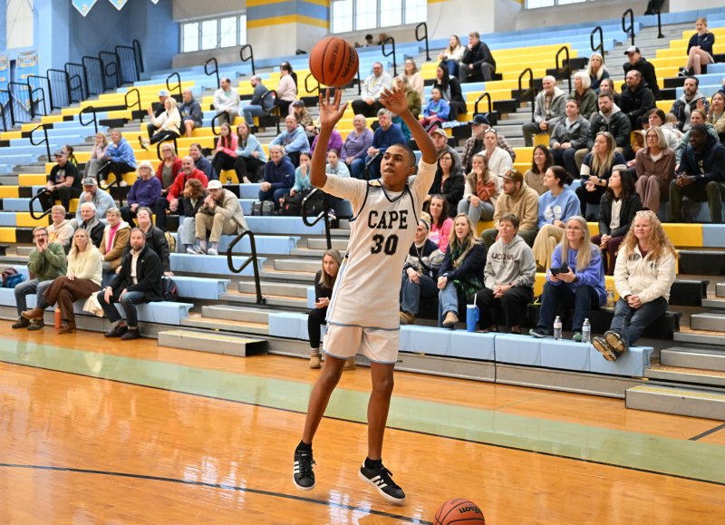 Cape’s Zane Richardson takes a shot in the three-point competition.