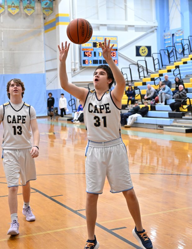 Cape’s Julian Puente hits a shot inside.