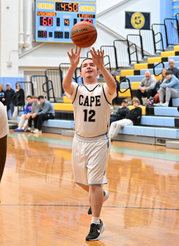 Zackary Valles hits a shot.