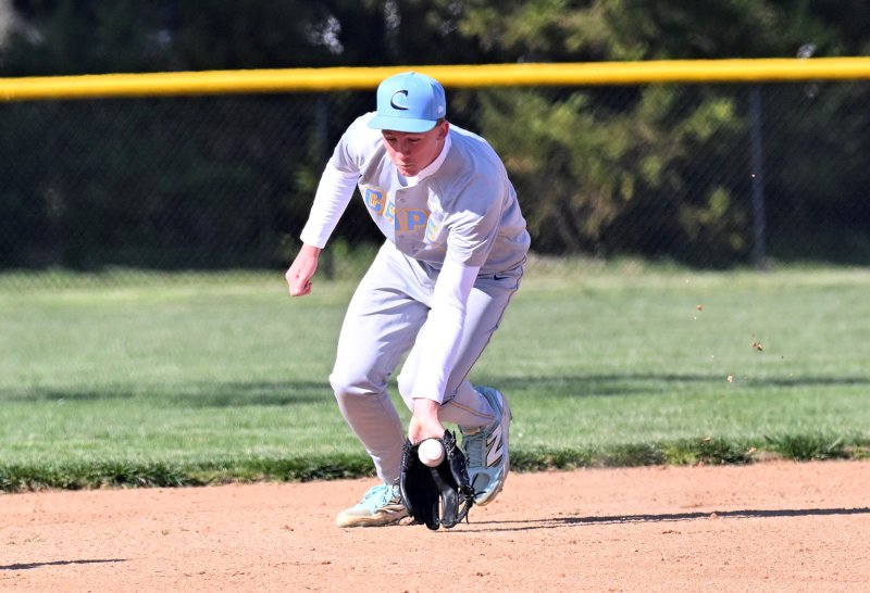 Cape sophomore shortstop Joe Ruark snags a grounder