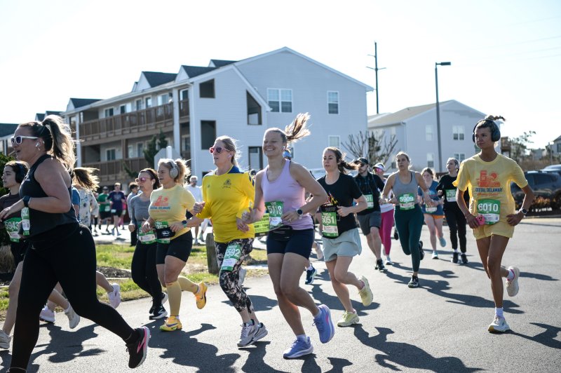 The start of the CoDel Running Festival 5K in Dewey Beach. DAVE FREDERICK PHOTOS