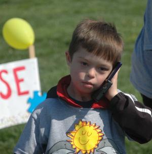 Davey Frederick connects to his digital universe prior to the race. BY DAVE FREDERICK