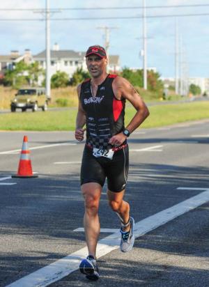 Brian Davis of Chevy Chase, Md finishes the run in 22:26 and places fourth overall with a 1:13:28. DAN COOK PHOTO