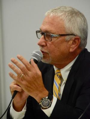 Republican I.G. Burton urges everyone to get involved in the process to write a new comprehensive land-use plan. RON MACARTHUR PHOTO