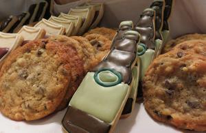 Fork + Flask pastry chef Dru Tevis created cookies in the image of Dogfish Head beer bottles and mugs! BOB YESBEK PHOTO