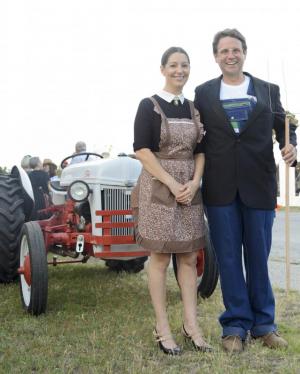 Theresa Evans and Darrell Lewis try out an American Gothic pose.