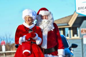 Mrs. and Mr. Claus joined the race.